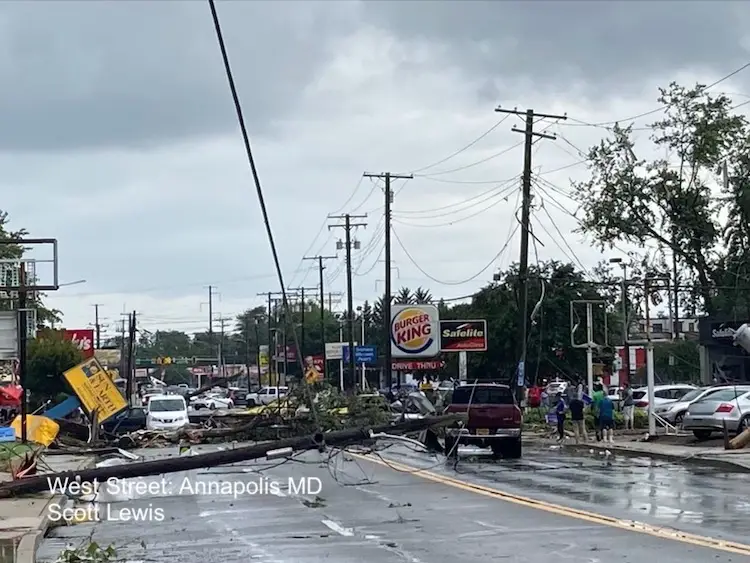 Tornado_damage-annapolis-west-street-september-1